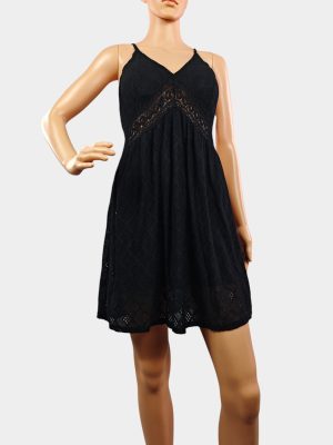 Рокля гол гръб